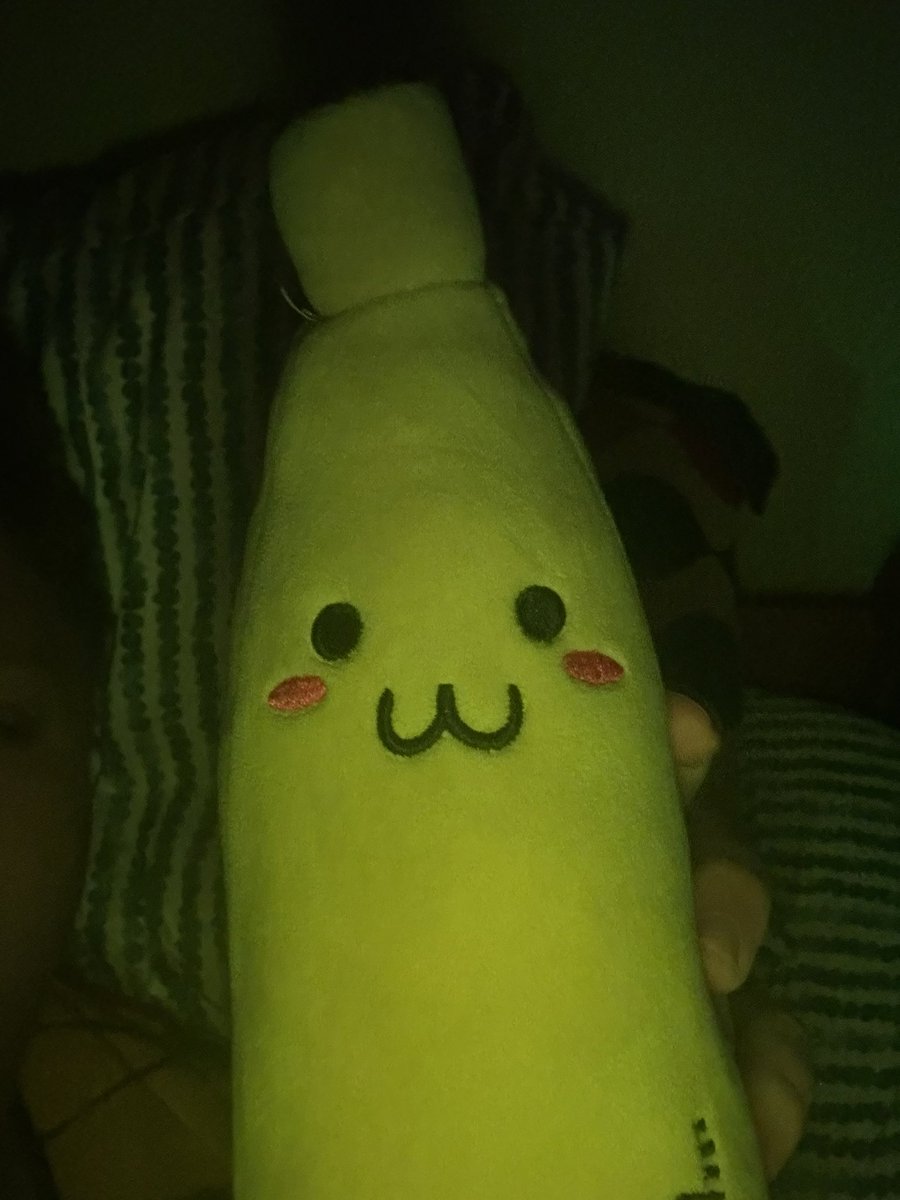 DefLordWin's tweet photo. @shiny_peso All I got is this funny banana plush I have dubbed Bill https://t.co/n05RyvwjUk
