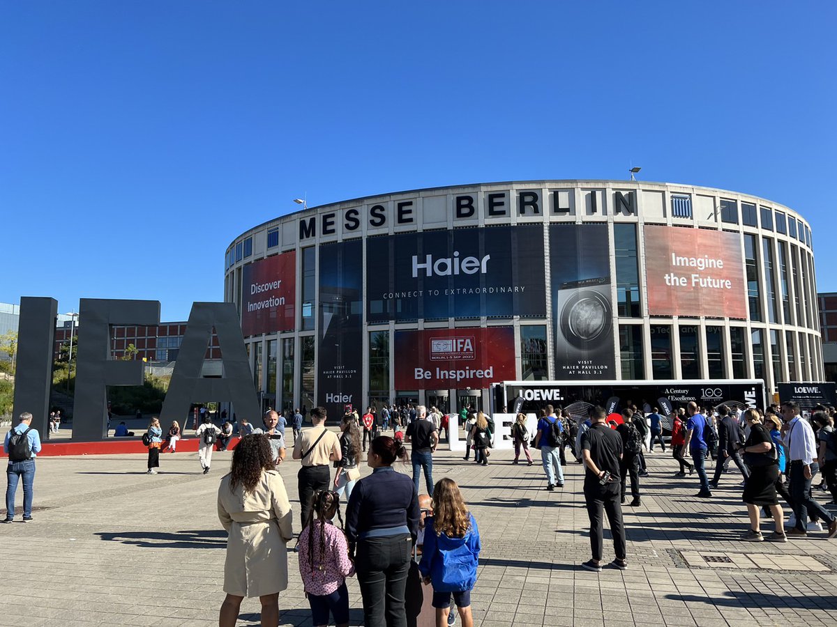💪💪💪2023.9.5 LAST DAY
👉Welcome to Maker hart booth H9-307
👉2023 IFA BERLIN , 1-5 SEP 2023
IFA : ifa-berlin.com
Maker hart : makerhart.com
Sound Land : soundland.com.tw
#Makerhart
#Soundland
#2023IFA
#audiomixer
#blouthtoothmixer