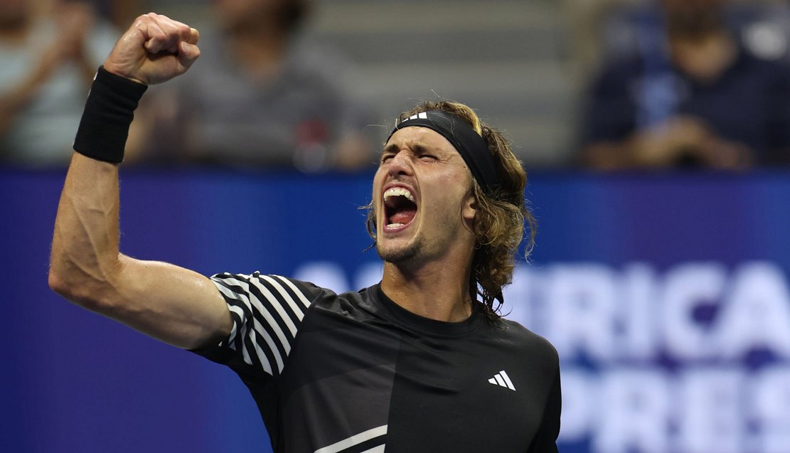 josemorgado's tweet photo. MATCH OF THE TOURNAMENT!

Olympic champion Alexander Zverev, 2020 #USOpen runner-up, is back into the QFs after beating Jannik Sinner 6-4, 3-6, 6-2, 4-6, 6-3 in 4h41.

Match finished at 1.40am.

Epic. https://t.co/KfDhds2nRl