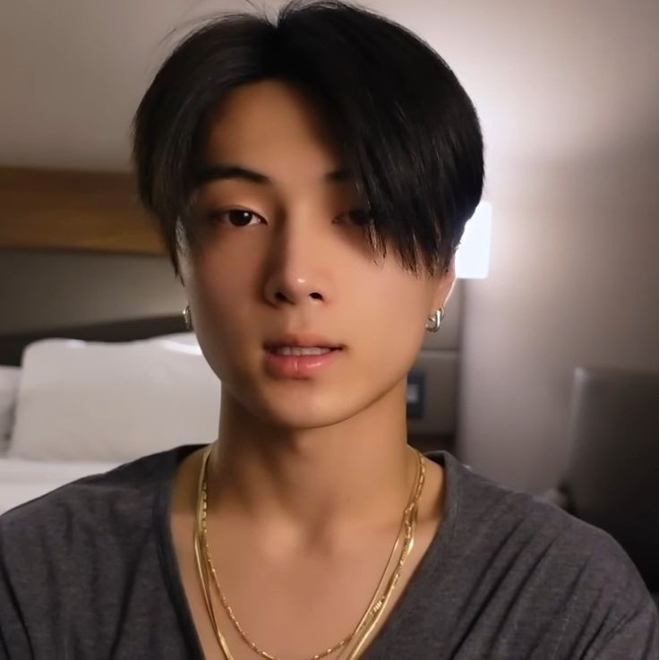 Hello I'm Franco and I'm looking for interactive filo moots.

☆ he/him
☆ engene, midzy, tokki, army, blink, dive, carat, once
☆ not new to #stantwt and #kpoptwt 
☆ any fandoms are welcome

♡/↻ will be appreciated