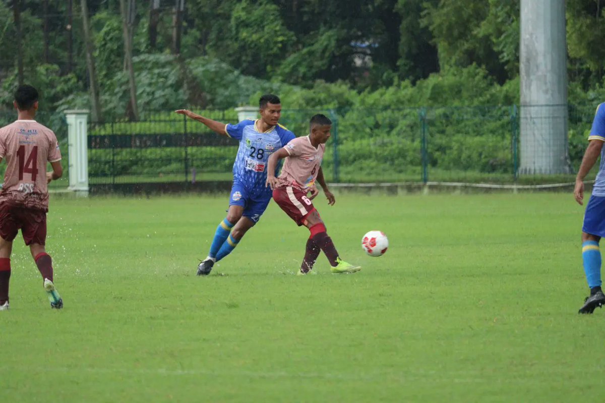 bsssporting's tweet photo. Snapshots from yesterday's draw encounter against Bhawanipore. 📸

#BssSporting #IndianFootball ⚽ #BSSC ⭐ #JoyBehala https://t.co/39kjZwkOPl