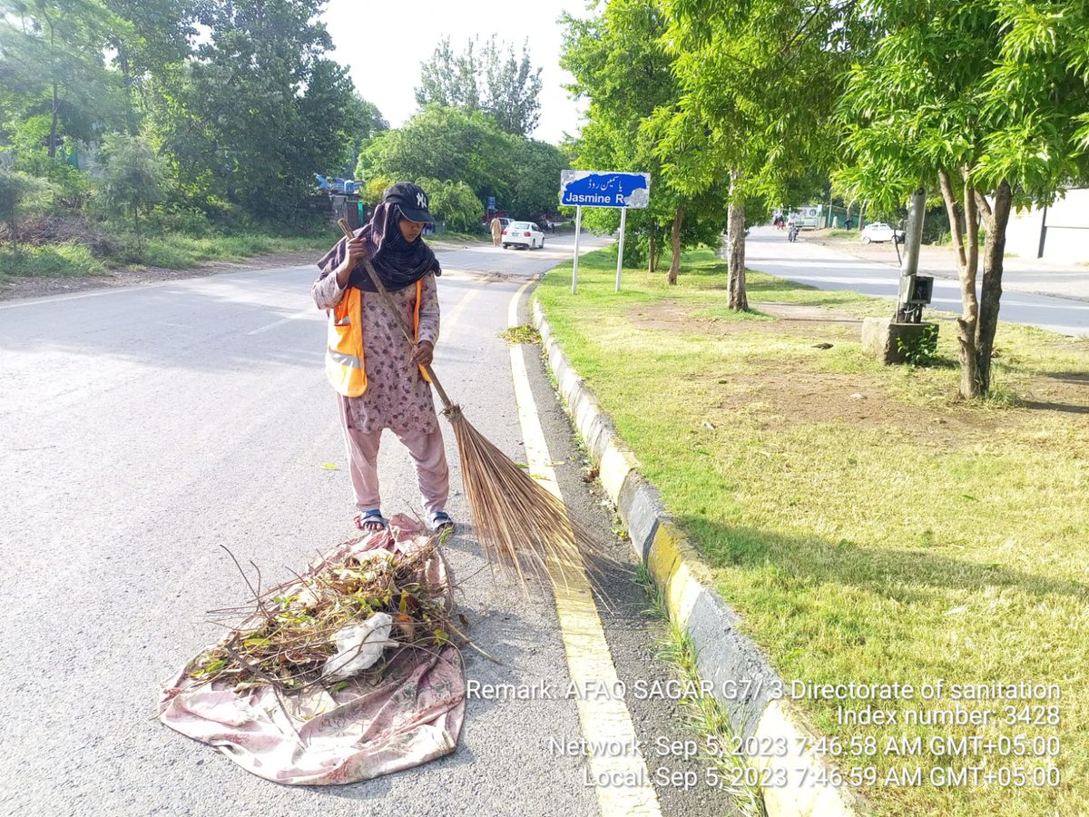 Following last night's thunderstorm 🌩️ the dedicated team of the Directorate of Sanitation, CDA is working diligently to ensure excellence in sanitation services! 
#CDAHeroes #CleanUpCrew #SanitationMatters