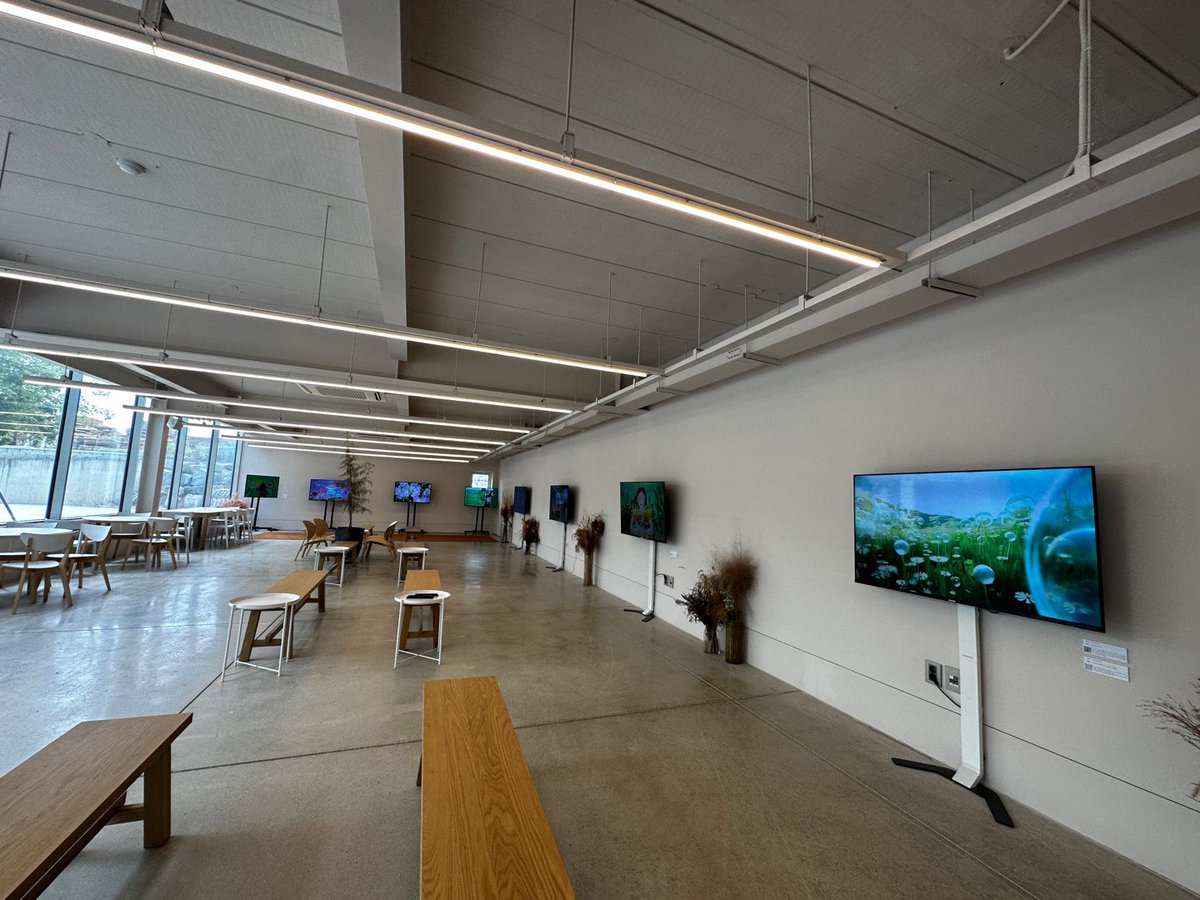 🪻BOTANICAL GARDEN ON℃🪻

<a href="/flowercup_k/">flowercup NFT</a>
작가님의 도움으로 좋은 공간에서 전시참여하게 되었습니다. 감사해요👀🤍
현재 개인전중인 실물그림 중 하나를 디지털화해서 참여했어요. 

✨9.5-9.10 
✨뤁스퀘어 북카페
✨10:00-20:00 월요일휴무

진천 뤁스퀘어 북카페 

자연을 주제로 한 도씨