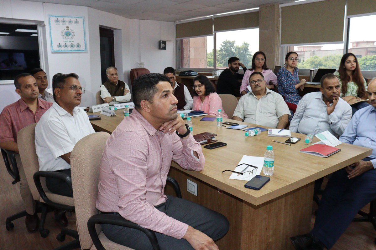 Cs3Usi's tweet photo. The USI-INDSR, Taiwan, has organised a joint Webinar on “Indo-Pacific Region : Perspectives of India and Taiwan”  on 01/09/23. The opening rmrks were given by Maj Gen BK Sharma, AVSM, SM** (Retd), DG USI and Dr. Ming-Chi Chen, CEO, INDSR followed by a series of presentations. https://t.co/TJOExFc2mU