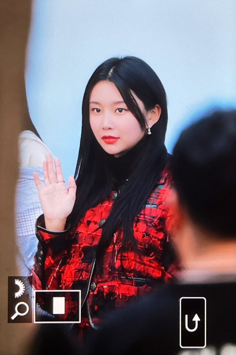 LoveLoop_112's tweet photo. 230905 ❤️
#혜빈 #Hyebin #ヘビン https://t.co/1geJHqoz7o