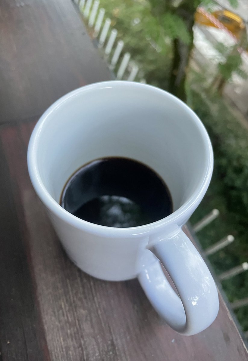 elaralopez's tweet photo. Café y al líoooooooooooooo!!
☕️♥️ https://t.co/4gY1sgOQY6