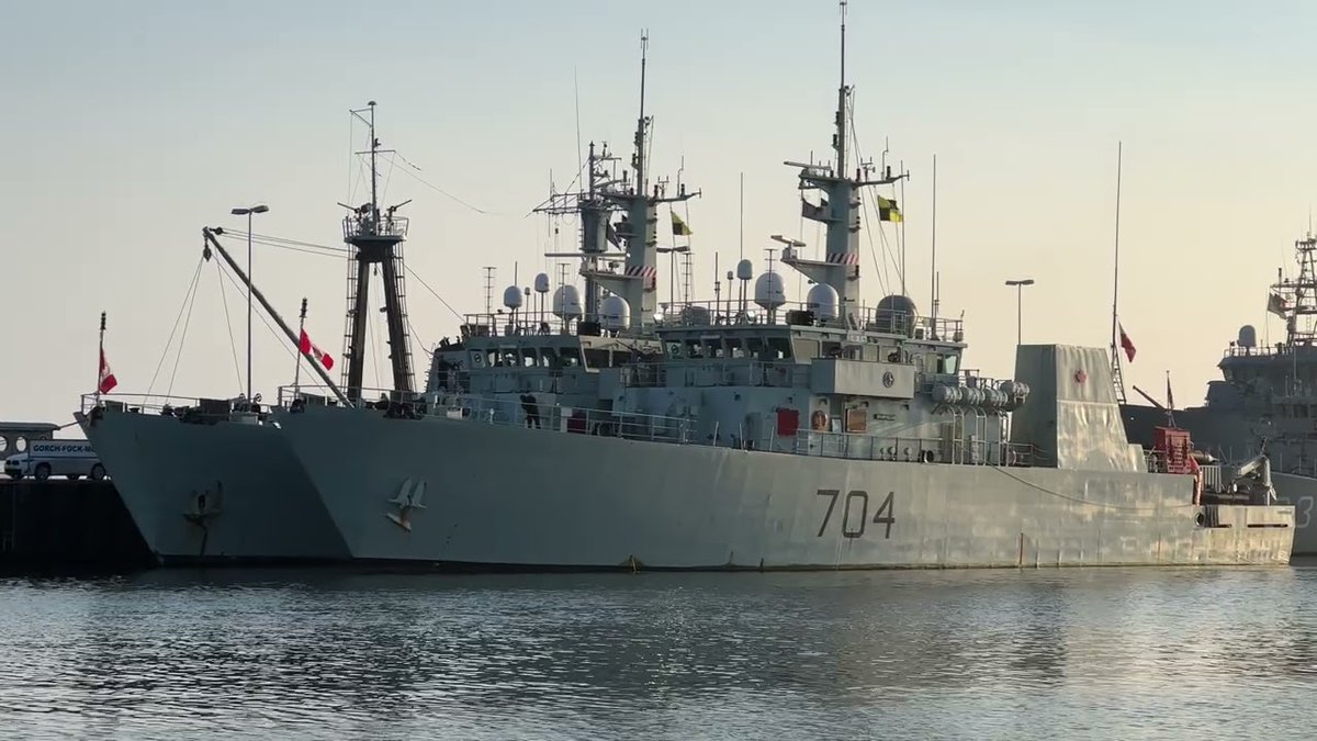 ShipspottingMag's tweet photo. Shipspotting around the world: HMCS Shawinigan (704) Königlich Kanadische Marine 2.9.2023 #ShipVideo https://t.co/5uGoOZzD3X https://t.co/pNtSbfHHwo