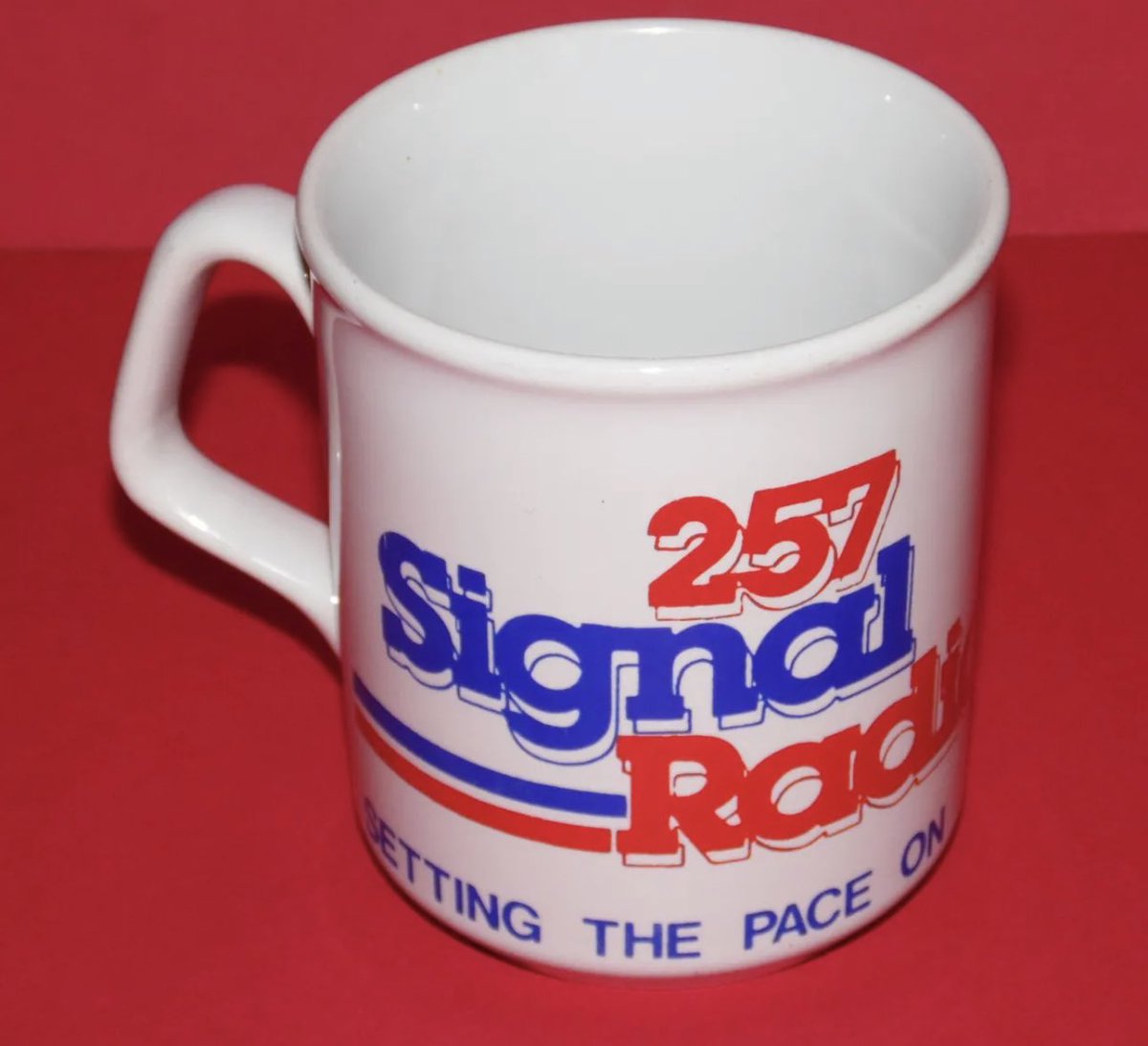 RadioMugs's tweet photo. Happy 40th birthday to #SignalRadio @Signal1Official #showusyourmugs - hear the launch @airchecks https://t.co/brbBKekmOi