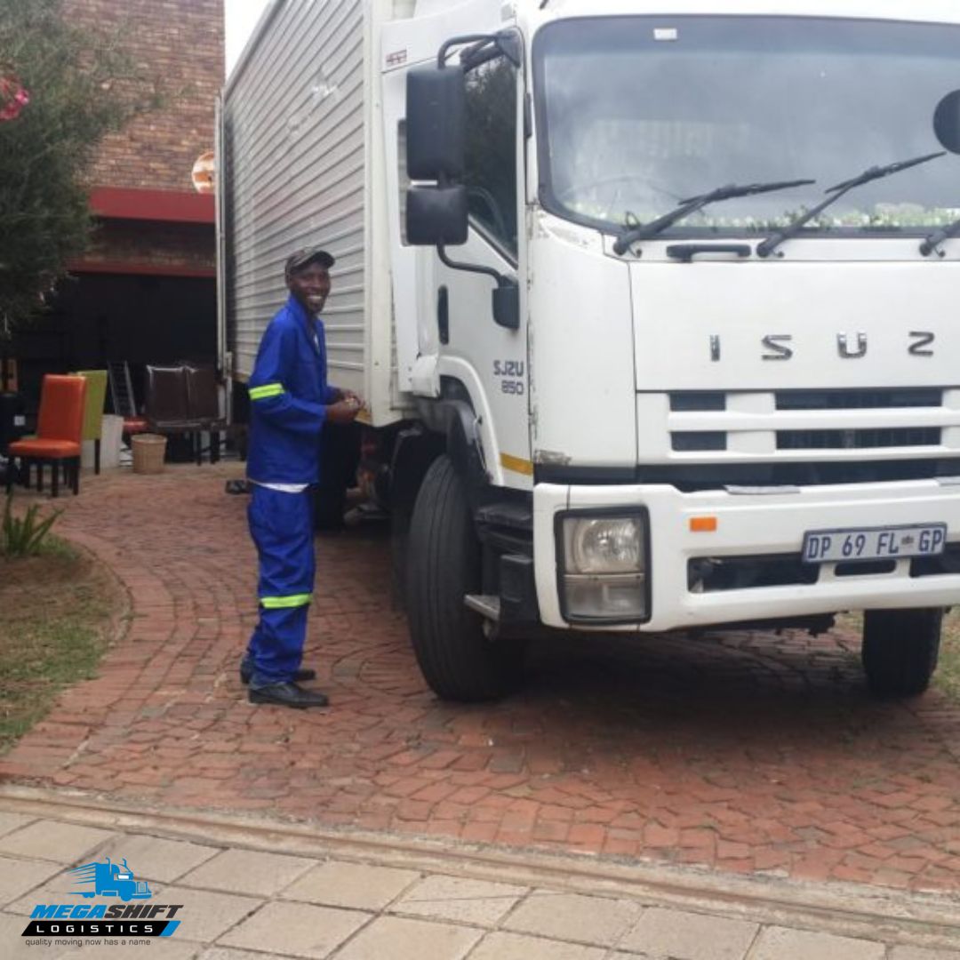 mega_shift's tweet photo. Our professional movers are here to make your relocation stress-free and seamless
Hiring professional movers can significantly reduce the stress of moving. Choose a reputable company that you trust &amp; your transition to your new home will be a breeze
#ProfessionalMovers #Moving https://t.co/EBzRGHksmC