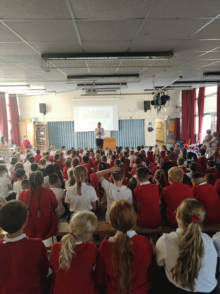 Seven Stars Primary School tweet media