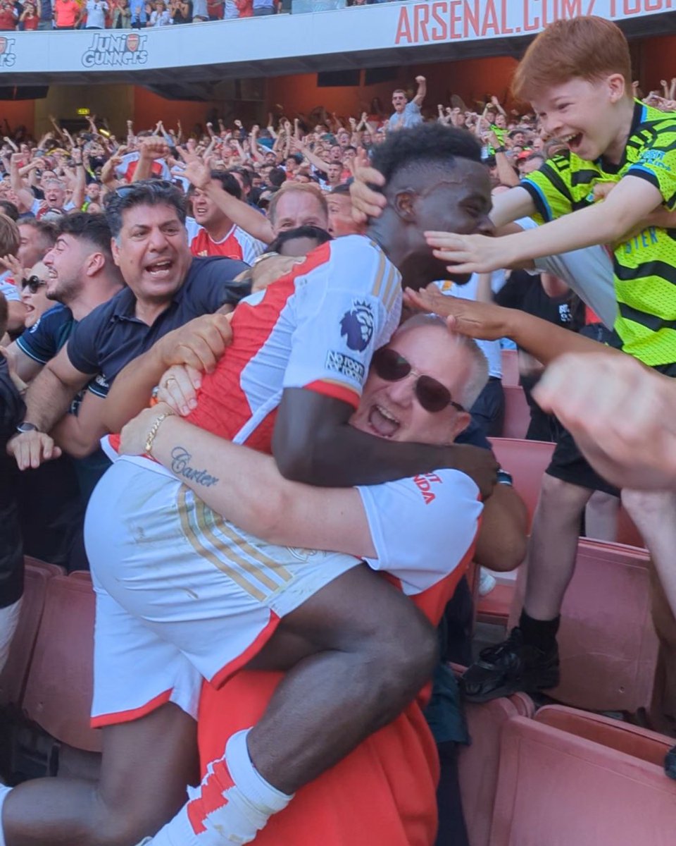 TaZRahman7's tweet photo. Happy Birthday Star Boy @BukayoSaka87 Born in Hale End. Have a smashing day 🥳♥️👏🏻 #StarBoy #LittleChilli 🌶️ https://t.co/WzZOcGDYAn