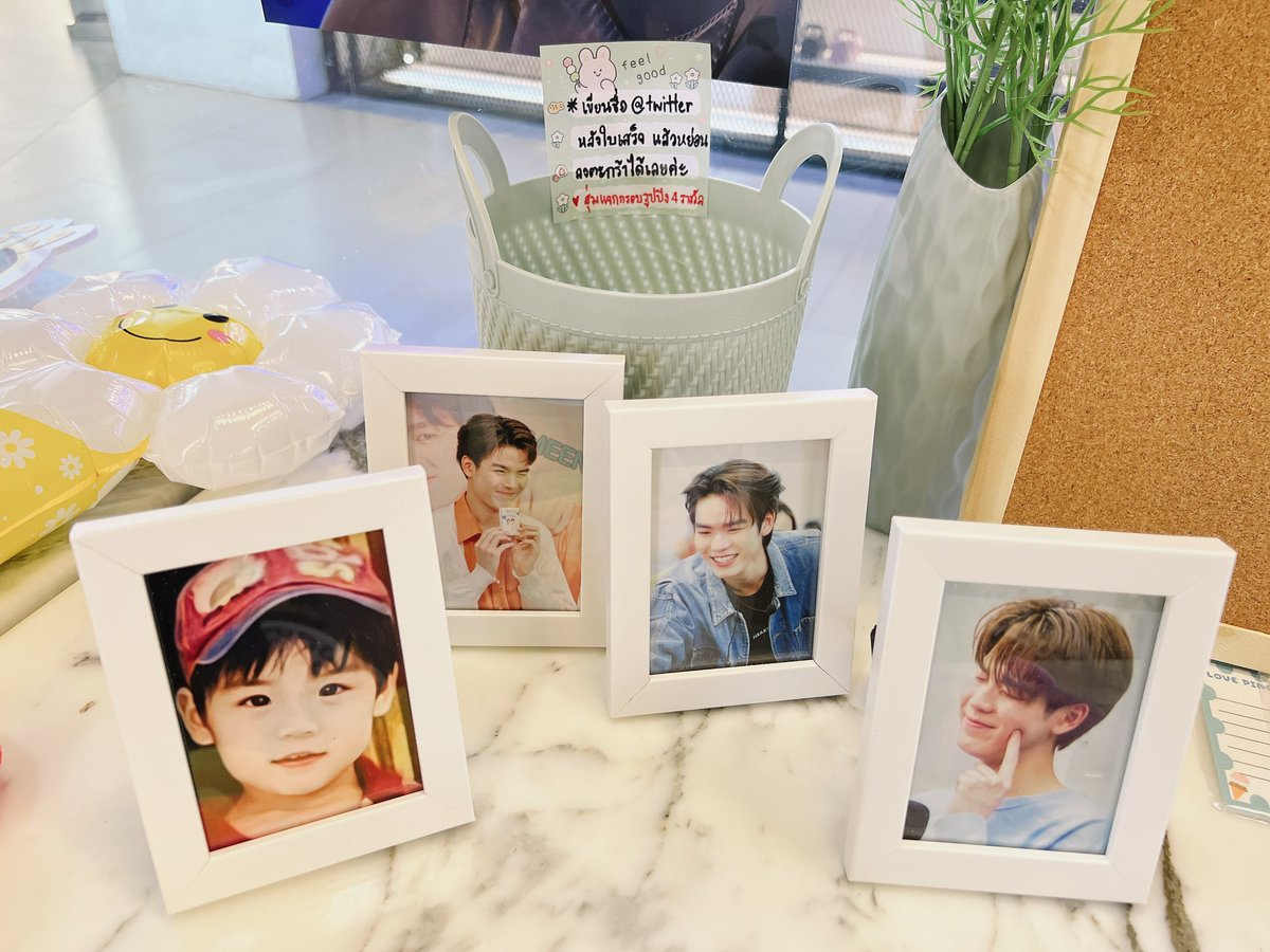 KhunJanTK's tweet photo. ใครที่แวะมาเยี่ยมชมปิงปิงเดซี่คาเฟ่ สามารถร่วมลุ้นรับกรอบรูปปิงปิงจิ๋วได้นะคะ เพียงแค่เขียนชื่อแอคทวิตเตอร์หลังใบเสร็จ แล้วหย่อนลงในตะกร้าได้เลยค่ะ หลังจบงาน เราจะสุ่มผู้โชคดี4คน รับรางวัลไปเลยค่าา 💕💕💕
#PingKrittanun #TaLingPing
#Ping19thDaisyDay #ปิงปิงเดซี่คาเฟ่
#PING19thBirthdayProject