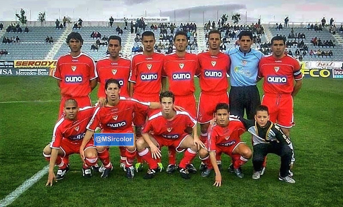 MSircolor's tweet photo. Foto del #SevillaAtlético 2003-04 en #Jaén contra el @RealJaenCF (18-4-04) #JaenCF 2 #SevillaAT 1 #PabloRuiz #AbelGómez #DavidPrieto #AntonioPuerta #Kepa #JuanMuñoz #JoseSerrano;; #JuanJoseBezares #SergioRamos #FernandoVega #JesúsNavas Entr. era #ManoloJiménez https://t.co/EGN1s2pOti
