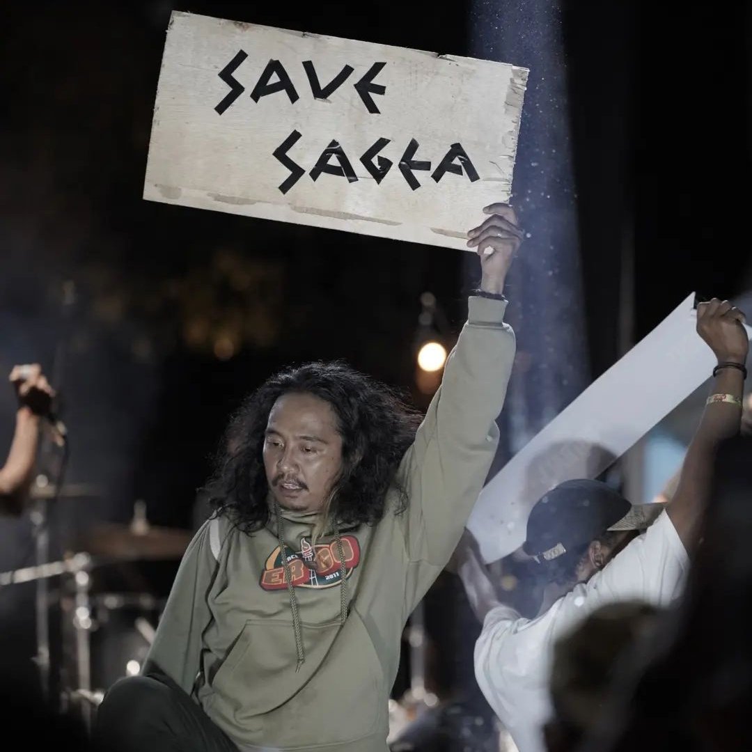 sabualamo's tweet photo. Due to environmental damage and pollution in the Sagea River of Central Halmahera, the North Maluku Provincial Environmental Service officially suspended the activities of five mining companies on Sunday (4/9). #SaveSagea #MolokuToday https://t.co/JC65SgOWzj