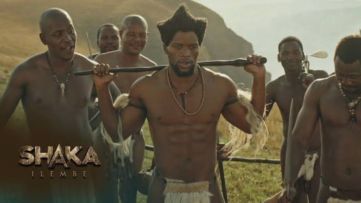 PhilMphela's tweet photo. TITBIT: 

#ShakailembeMzansi Season 1 by the numbers 

• Was shot in 138 days. 
• 2 units ran for 12 weeks 
• Sets design happened 8 months before shoot 
• Sets took 7 months to build 
• 5 directors 
• CGI was used for some scenes 
 
CAST 

- 250 named/credited roles
- 0ver 150 speaking role (including small dialogue) 
- 8000 extras 

#KgopoloReports