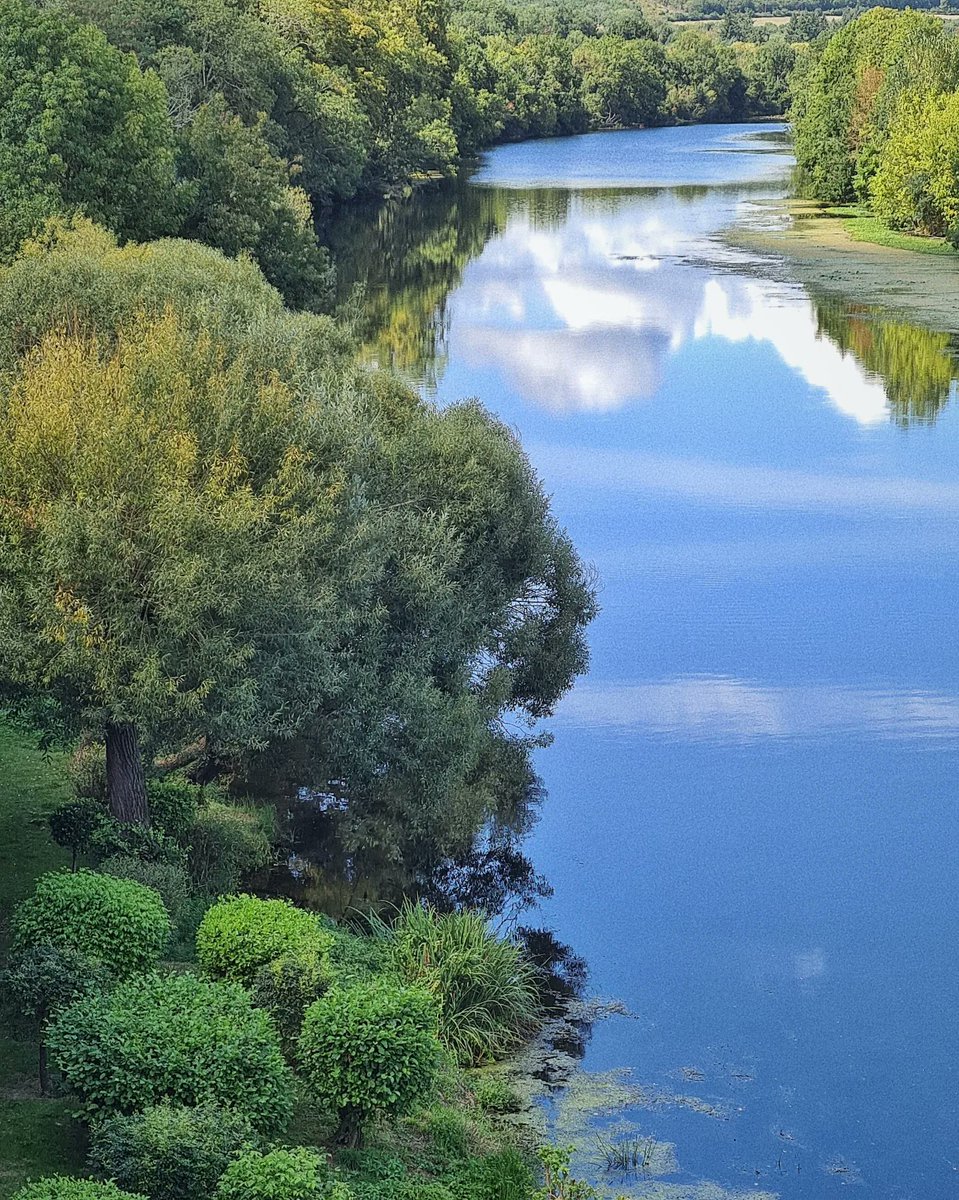 julienrosburger's tweet photo. #PhotoDump â Pause dans le Poitou #Archigny https://t.co/GQaTBrP0e8