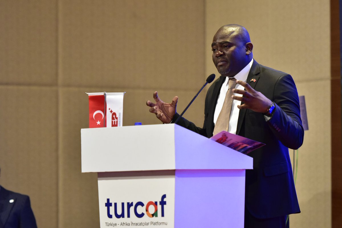 BursaUtep's tweet photo. 600 ün üzerinde iş adamı ve iş kadının katılımıyla UTEP – TURCAF iş bilirliği ile #Türkiye - #Afrika İhracatçılar İş Birliği Lansman Programı’nı gerçekleştirdik. #İhracat yapmak, ürünlerini dış pazarlara ulaştırmak isteyen tüm üretici firmalarımızı UTEP'e bekliyoruz  bekliyoruz. https://t.co/iWSz6SVMSv