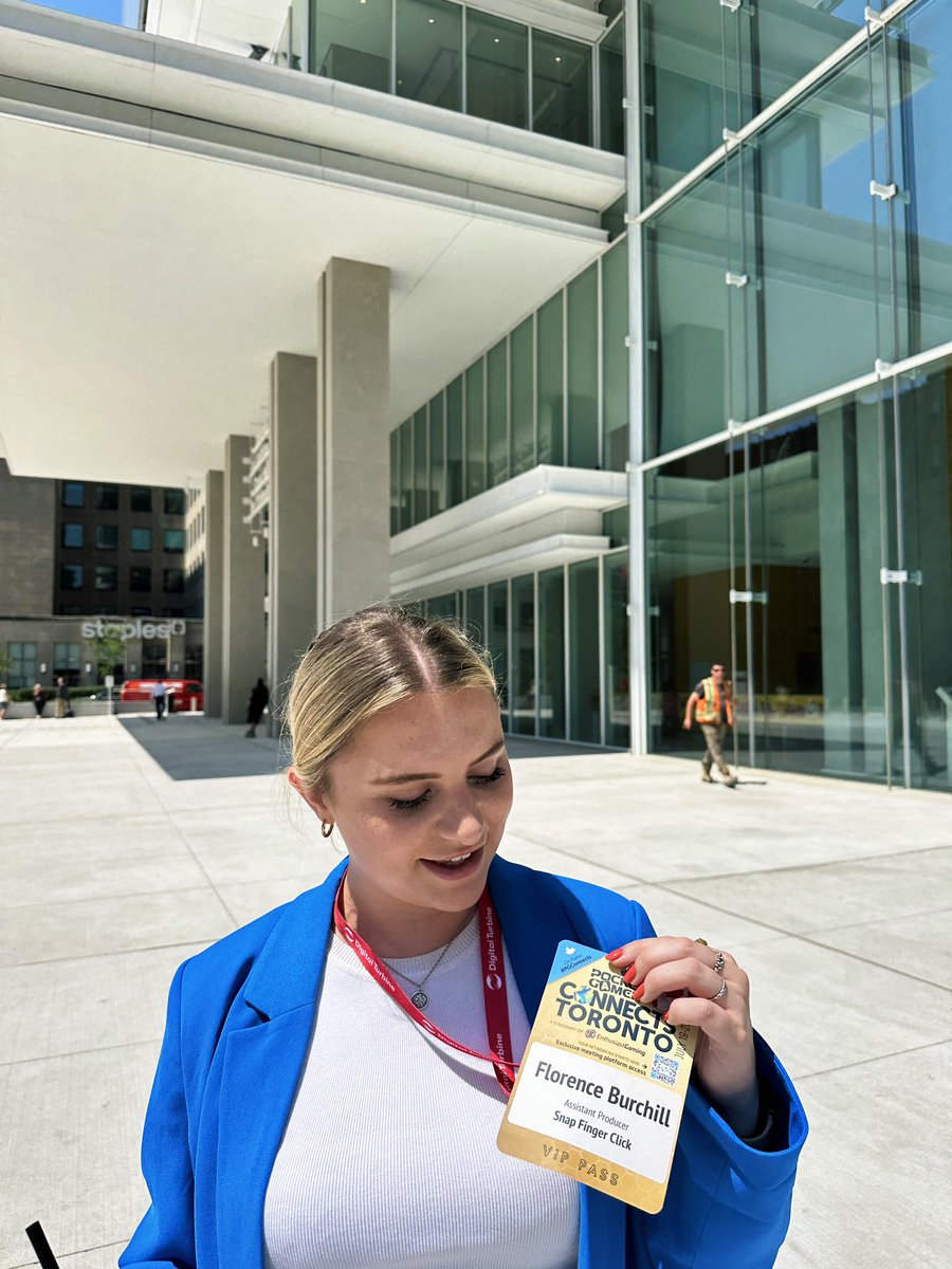 Flo Burchill tweet media