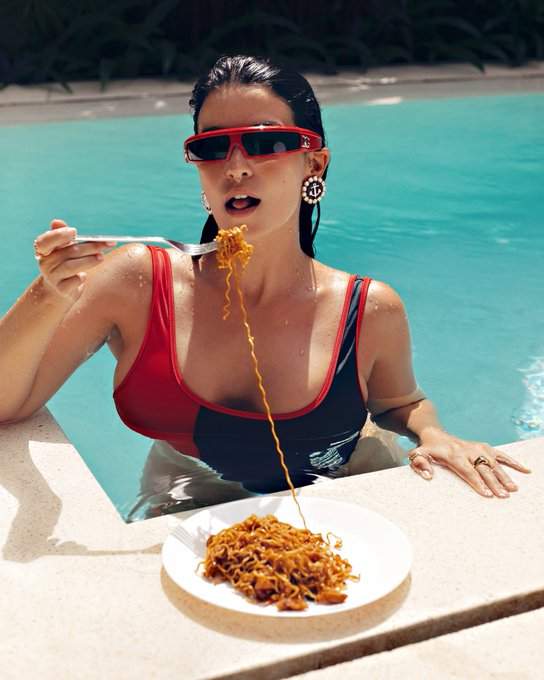 🥡 https://t.co/o7cWRzMxk2 🥢 Kien se anima a comeR NooDleS. https://t.co/UaJUPnT8NJ