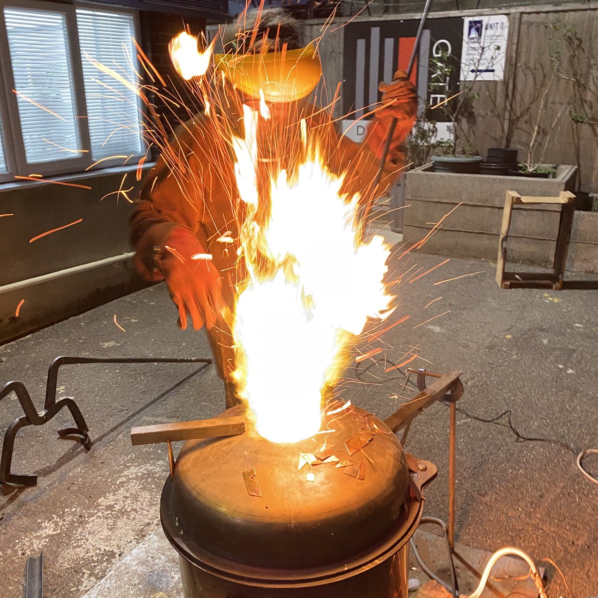 LondonSculpture's tweet image. Are you an artist looking to add a unique spin to your creations? We can show you how to work with wax &amp;amp; then cast into solid metal on our special Bronze Casting Course, starting this Friday shorturl.at/egAT7 &amp;amp; in 2024! #Art #WaxModel #bronze #opportunity #course