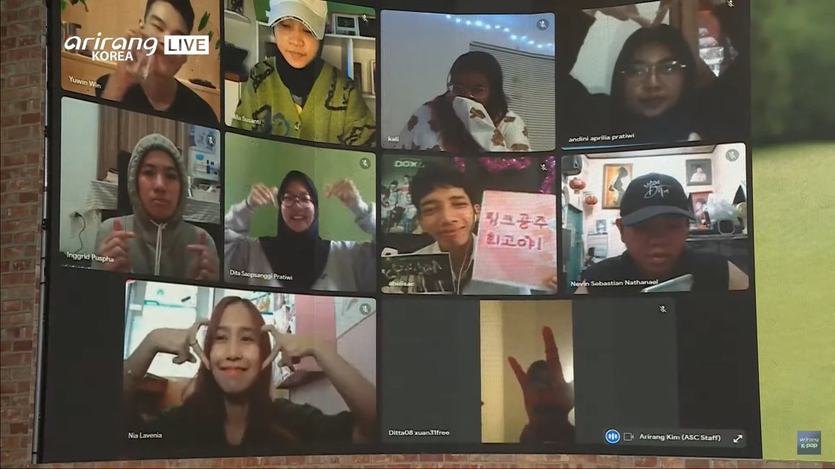 Abelisac9's tweet photo. That so much fun..๐
#SECRET_NUMBER_ASC #Secret_Number https://t.co/DLqWp8sm8a