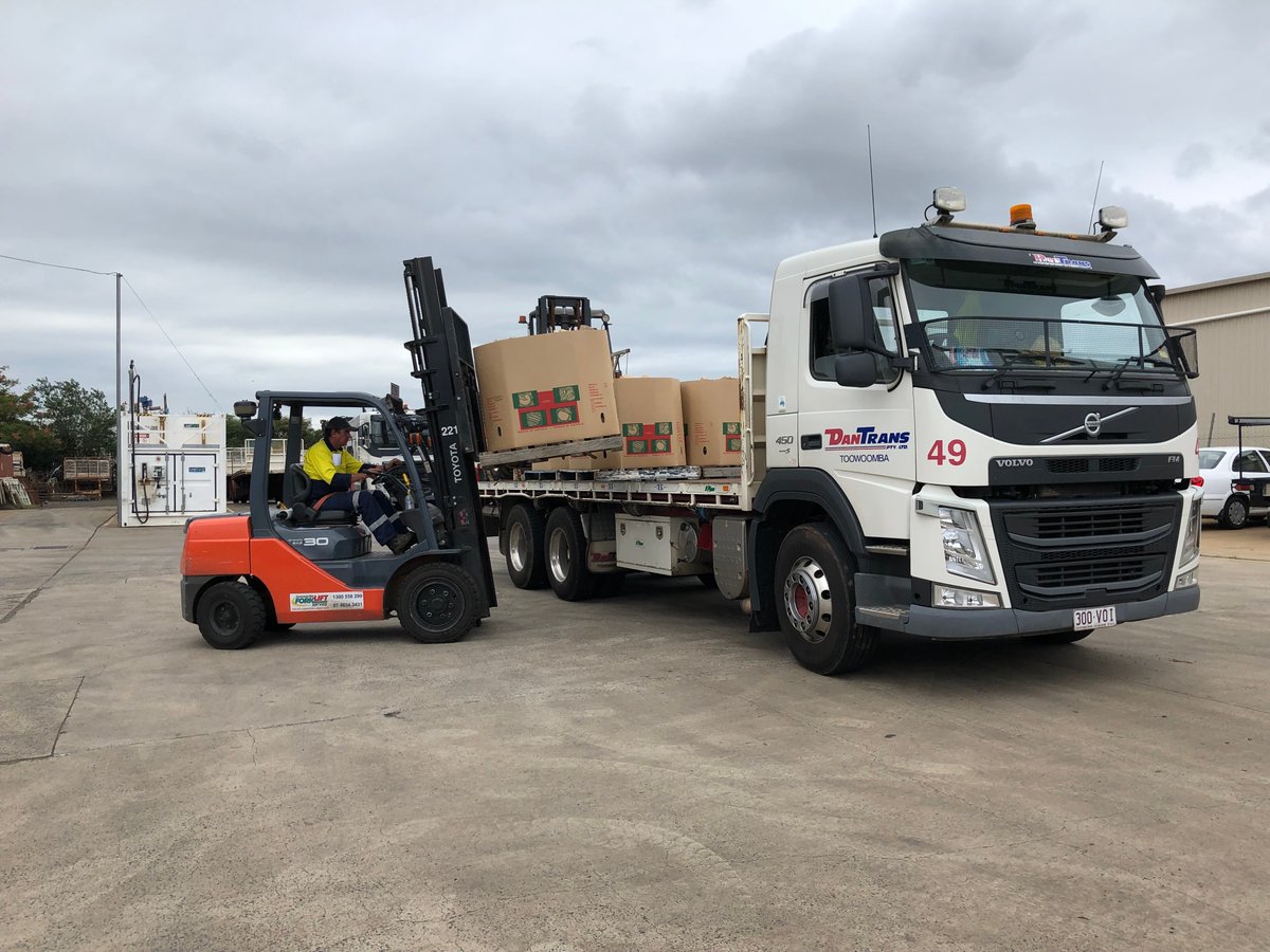 dantransptyltd's tweet photo. Trust Dantrans to Safely Load and Deliver your Orders. 📦 🚚⁠ ⁠
Contact us Today for your pallet freight across Toowoomba, Brisbane, Sunshine Coast &amp; Gold Coast. 📞 07 4633 3150 ⁠

https://t.co/yV5zkcaI5e https://t.co/yRzE8PvOvf