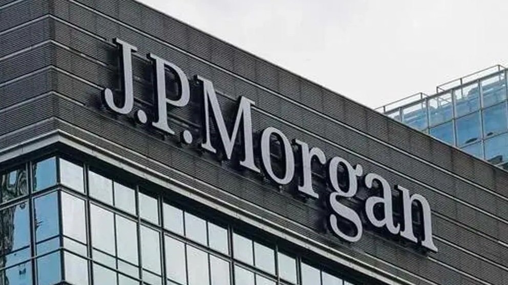 bitcoinlfgo's tweet photo. BREAKING NEWS 🚨🚨

JPMorgan said: "The SEC will likely give Greenlight to all Spot #Bitcoin ETFs." https://t.co/JBDJ4KtSFf