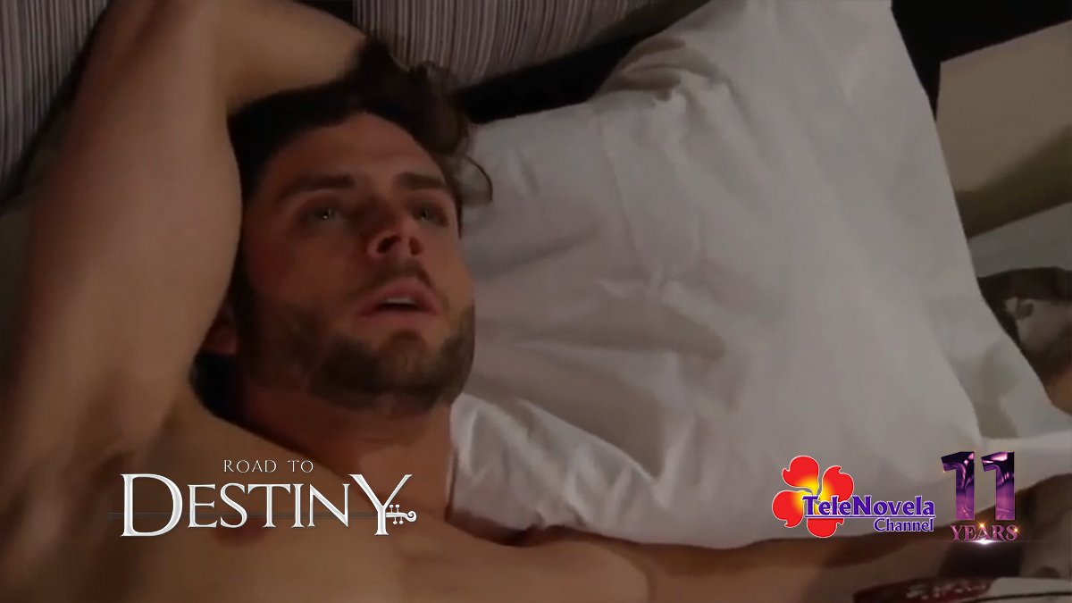 TeleNovelaPH's tweet photo. Good morning from Young Doctor Carlos!
Take the #RoadToDestiny, weeknights at 7pm on TeleNovela Channel.
#UnCaminoHaciaElDestino #Telenovela #BagongGising @PancheriHoracio https://t.co/QBaH4y7wqe