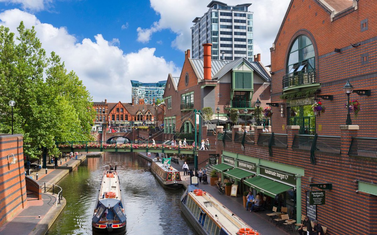 newsgreenstreet's tweet photo. Exclusive: Praxis and partner close £125m Birmingham buy | @ChrisReactNews  

https://t.co/yQBFHeQeJc https://t.co/PdLbR3Z24M