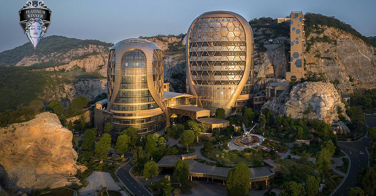 museaward's tweet photo. 𝟐𝟎𝟐𝟑 𝐏𝐥𝐚𝐭𝐢𝐧𝐮𝐦 𝐖𝐢𝐧𝐧𝐞𝐫 🇨🇳
2016G31 Nanjing Honeycomb Hotel by Vanpin Design
Winner's Page: https://t.co/ehYeaYzb4P
Enter your best work today!
https://t.co/YAveSeRpc7
#MUSEawards #musedesignawards #architecturaldesign #hoteldesign #architecturedesigner #luxurydesign #lightingdesign #landscapedesign #designideas #designinspiration