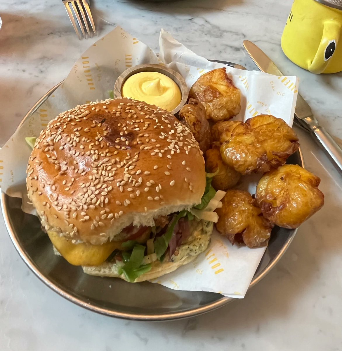Gm legends🤎

Wow that was the best breakfast I ever had🥲

Happy Tuesday 🍸
