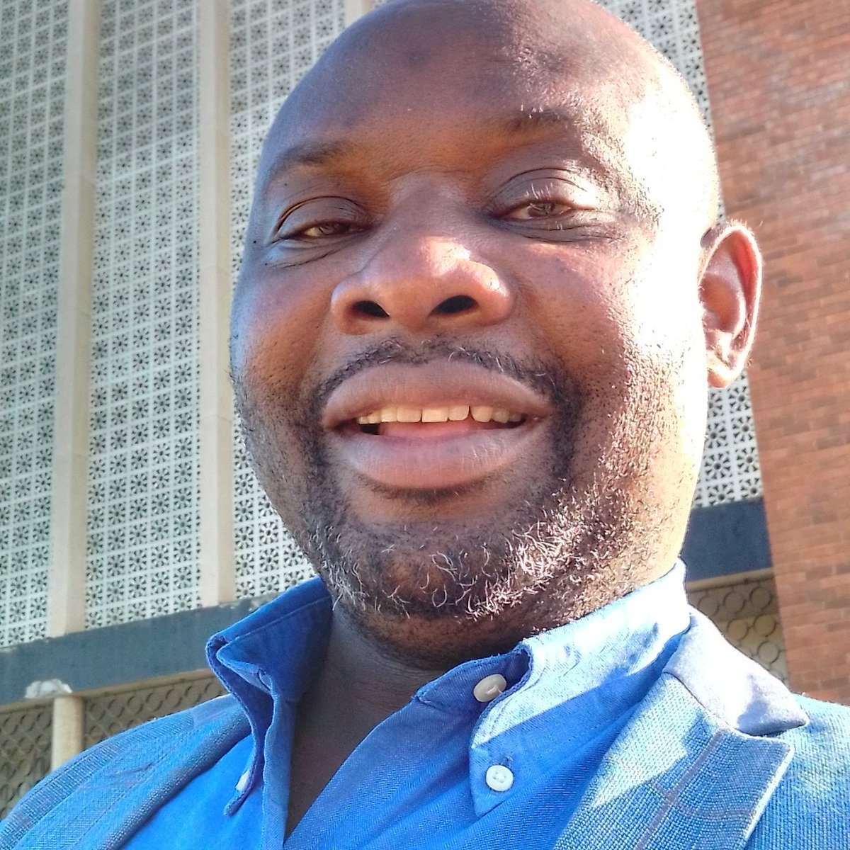 ComradeFatsooo's tweet photo. They say they won the election fair and square.
So why abduct and torture opposition activists after the election?
Why arrest lawyers who are representing the tortured activists?
What are you afraid of?
Sham elections produce illegitimate governments.
#FreeDoug
#FreeTapiwa https://t.co/YTZ8TrTkfW