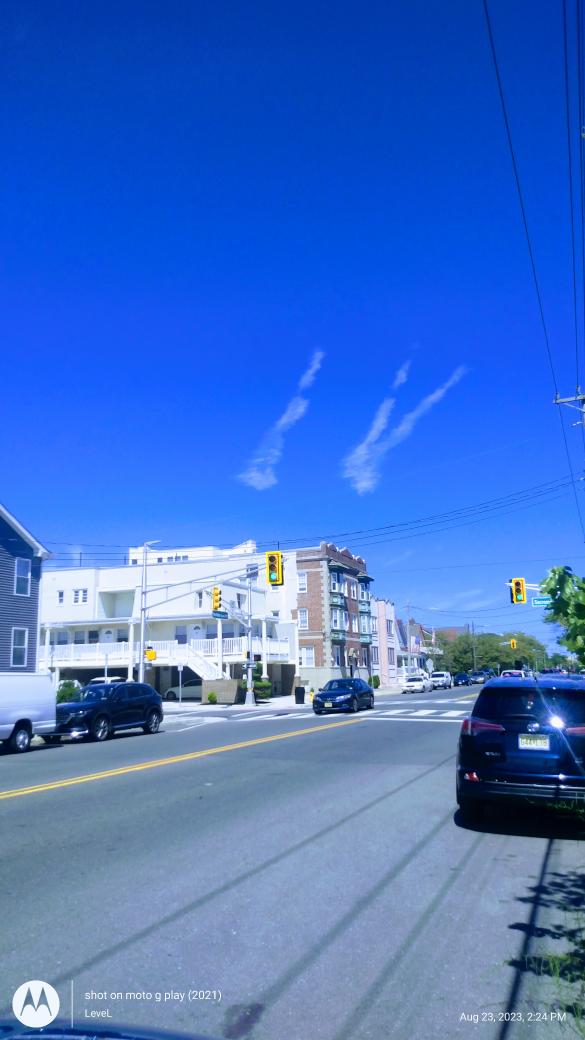 Patrick30071889's tweet photo. Peculiar cloud wouldn't u say? Ha https://t.co/vVt1C0sVit