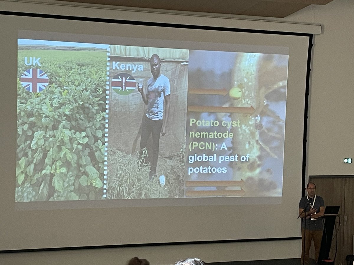 @DrMattBack presenting his talk ‘PCN:A global pest of potatoes’ and chairing this morning’s PCN session #EAPRpathoandpests2023 @HarperAdamsUni