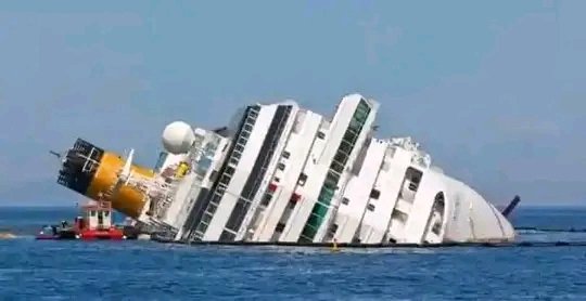 waleedtoffie's tweet image. Current status #defcon2#loadshedding#f**up#petrolincrease#🤬🤬