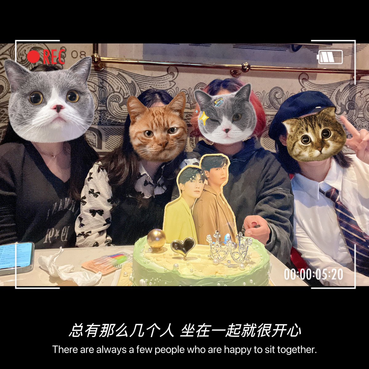 QikikoJ's tweet photo. 又一年啦，时间过得很快是不？今天是我们的生日啊！一年一年，一天一天，永远在一起 #Domjiw2ndBD https://t.co/807IU2Te9v