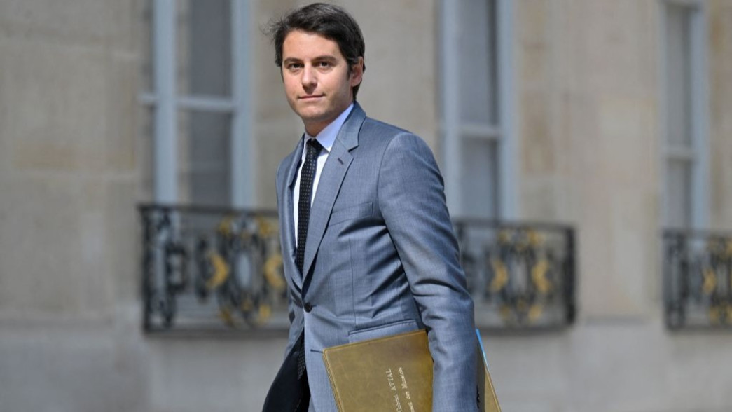 CerfiaFR's tweet photo. 🇫🇷 FLASH | Gabriel #Attal a déclaré que 298 personnes se sont présentées à la rentrée scolaire avec une #abaya. 67 d'entre elles ont refusé de l'enlever. https://t.co/DKJiubh7qC