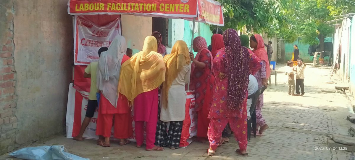C9Khalid's tweet photo. Labour Facilitation Centre established by @ActionAidIndia in Muazffarnagar is helping informal women workers in getting the benefits of various schemes by the Govt. @UPLABOURDEPT @AnilRajbharbjp @upbocboard @UPGovt @DmMuzaffarnagar https://t.co/aWWe3BUE34