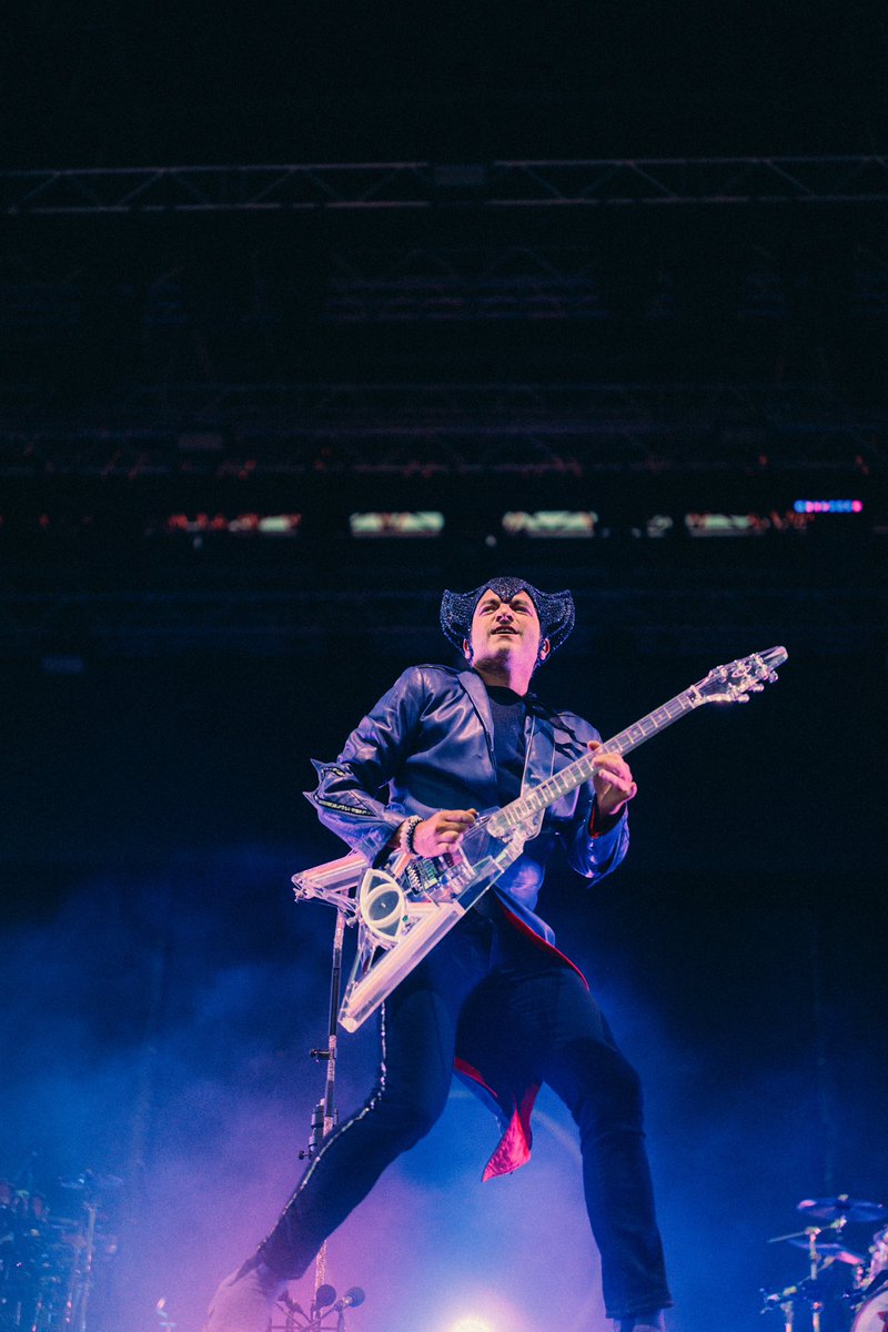 -M- Matthieu Chedid tweet media