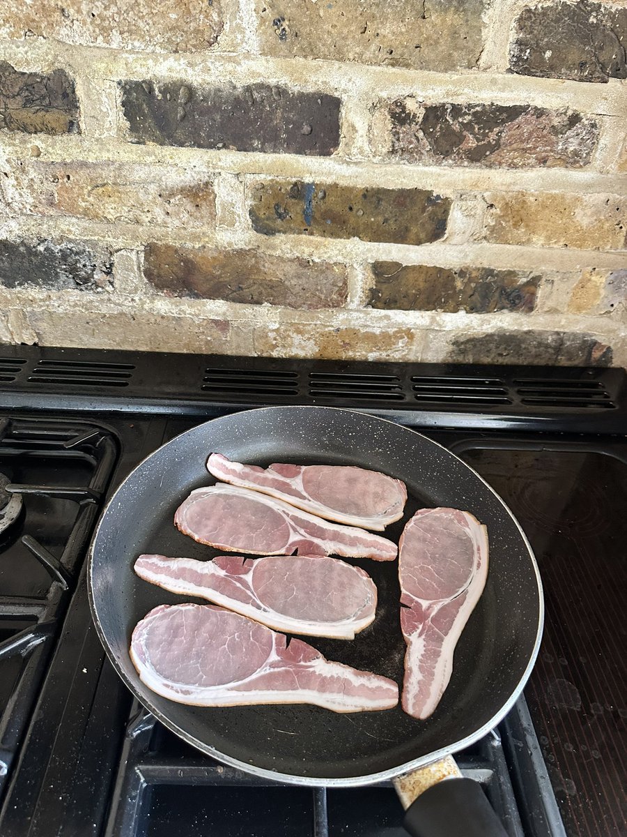 Thomas Skinner ⚒ tweet media