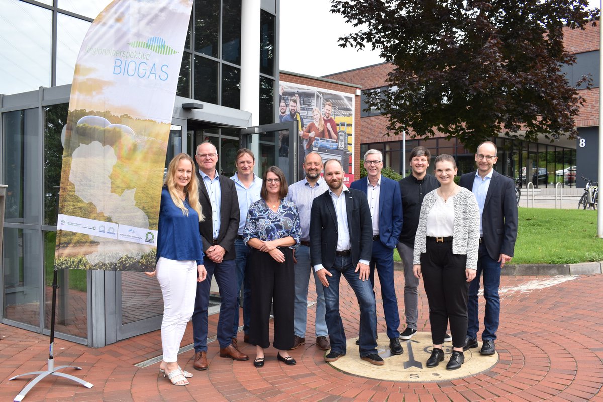 HS_Osnabrueck's tweet photo. Wo liegt die Zukunft für Biogasanlagen? Das Forschungsprojekt Regionalperspektive Biogas der #HSOS hat verschiedene Möglichkeiten zum nachhaltigen (Weiter)-Betrieb von Biogasanlagen untersucht.
👉https://t.co/Cdt0u2VOAF https://t.co/X4II4Ck1QC