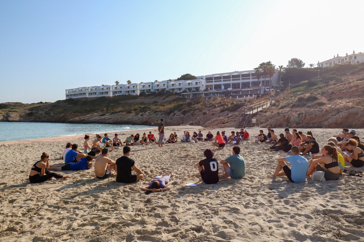 Decelera tweet media