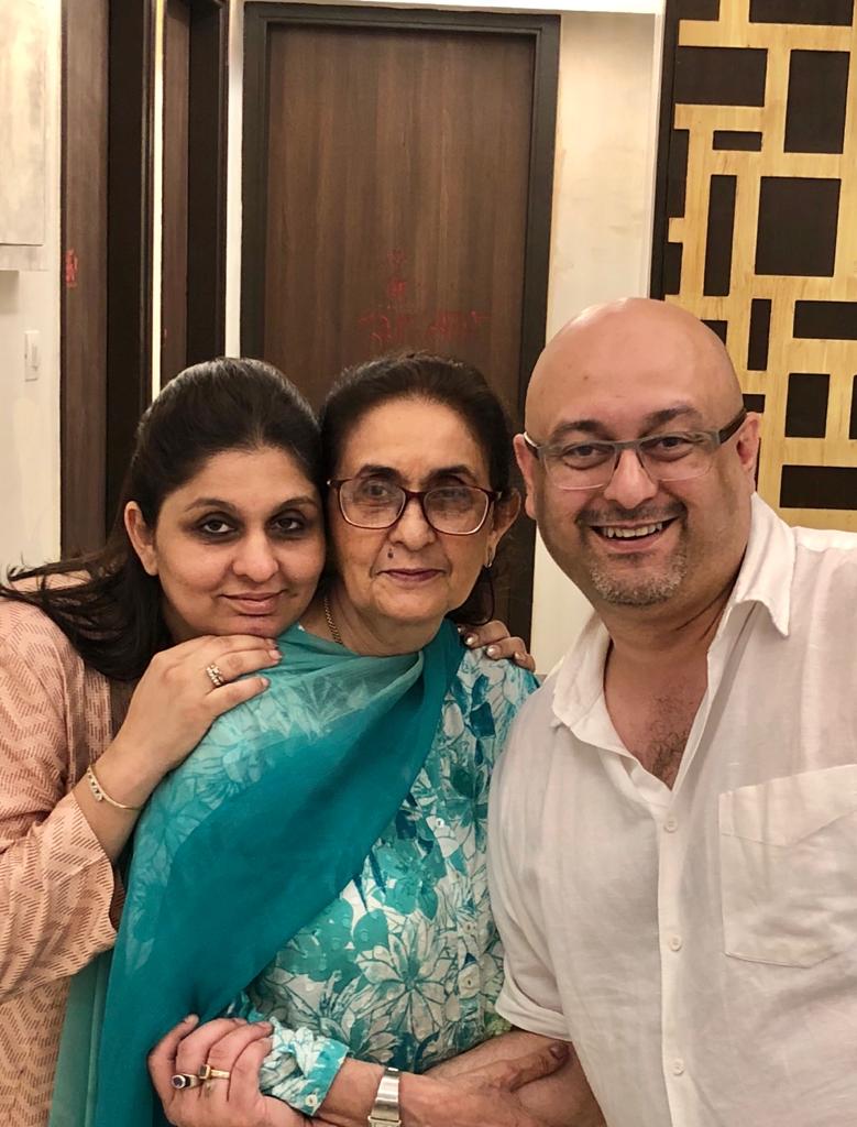 rajupsingh's tweet image. Happy Teacher's Day to my wonderful mom, who has been mine and my sister Rajee’s lifelong teacher, inspiration, and beacon of hope for countless children through her dedication to education. 📚💖
#TeachersDay