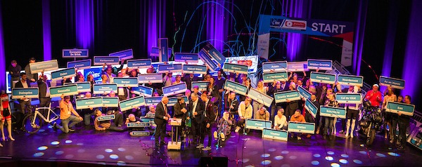 Op 24 september starten de Mannen Profs in Assen op het EK Wielrennen 2023 in Drenthe! Ter ere daarvan zijn er het hele weekend festiviteiten in de binnenstad. Hou je van wielrennen, feest of allebei? Kom dan op 23 en 24 september naar het EK Wielerevent in Assen. #Drenthe2023