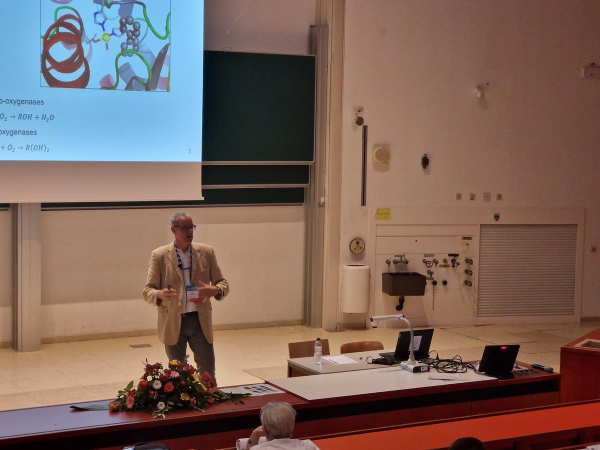 EICC6 (@eicc6_vienna) on Twitter photo Followed by Marcel Swart <a href="/Marcel_Swart/">Marcel Swart</a> from Girona talking about a new twist to an old story. #compchem <a href="/QBICSoc/">Quantum Bio-Inorganic Chemistry Society</a> Followed by Marcel Swart <a href="/Marcel_Swart/">Marcel Swart</a> from Girona talking about a new twist to an old story. #compchem <a href="/QBICSoc/">Quantum Bio-Inorganic Chemistry Society</a>