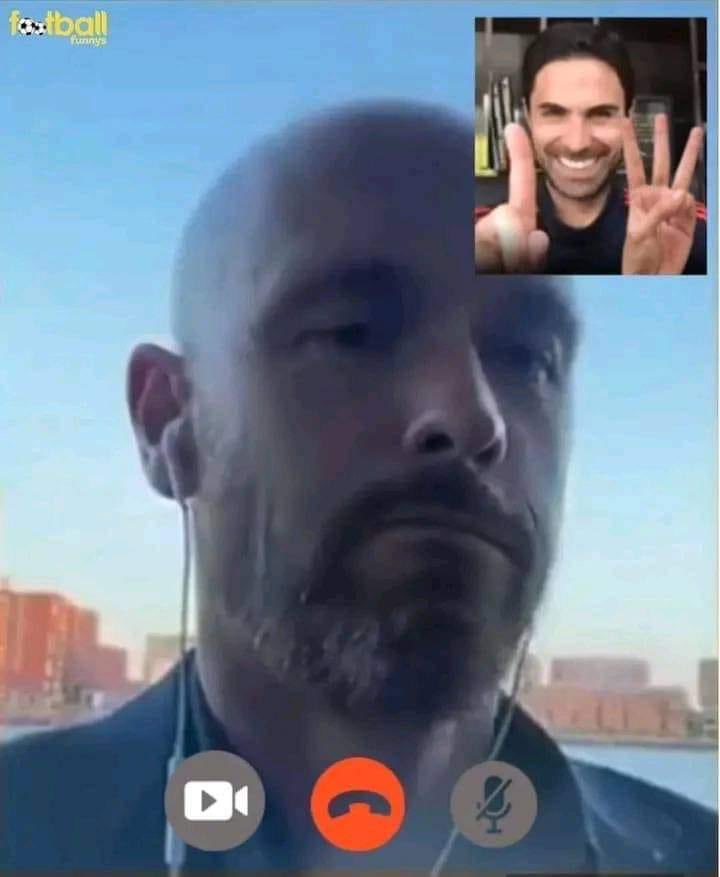 After Arsenal scored Manchester United , Arteta decided to do this to Ten Haag during a video call 

 #ARSMUN