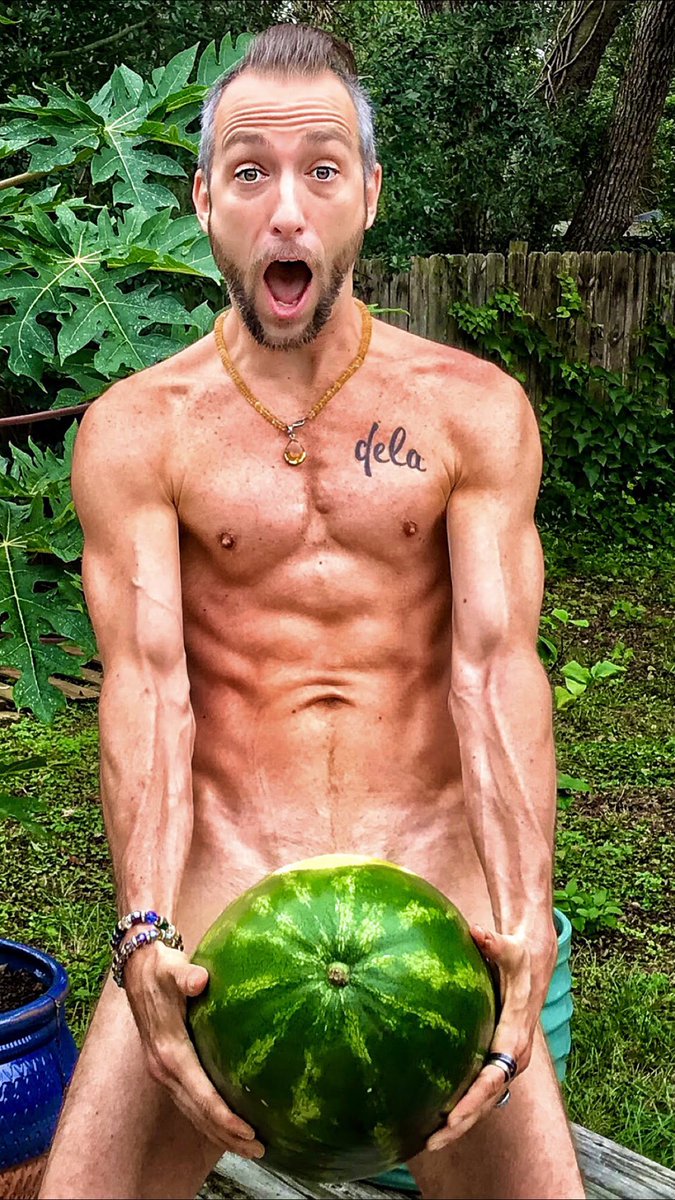 Tommy Famous tweet media