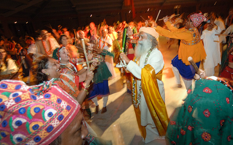 SadhguruJV's tweet photo. The essence of Krishna is in his unwavering Exuberance. In love, in war, in all kinds of strife, he remains a Joyful Human Being. This is how Life should be lived. #Janmashtami #SadhguruQuotes https://t.co/H4XGoZba1R