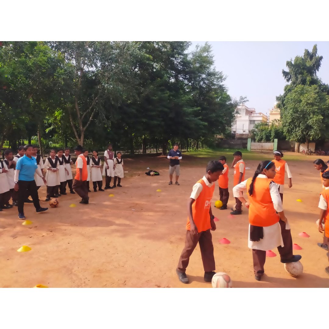 ProSportDev's tweet image. #FromBBSR On 28th August, our Training and Monitoring Officer, Akash Thapa conducted a comprehensive coach evaluation, to ensure that our coaches continue to foster a positive and inclusive culture for the newest cohort of CSP participants.
#sportfordevelopment #s4d #sportforall