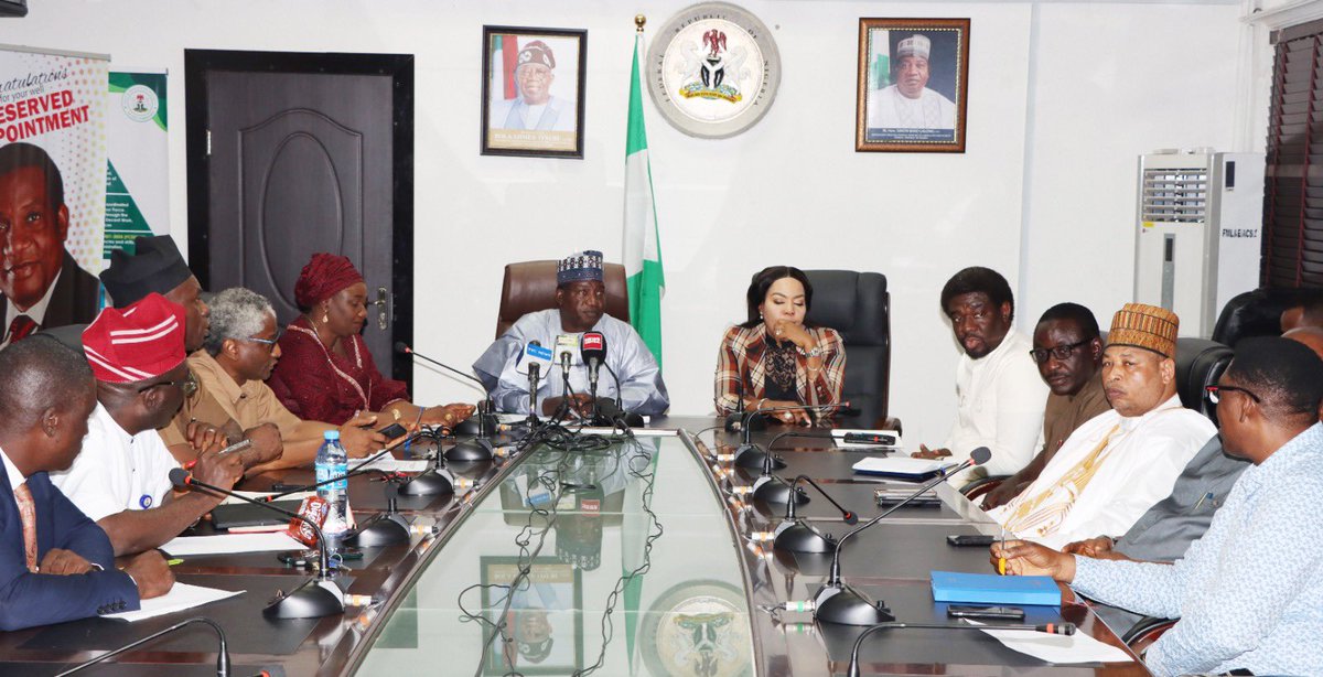 FMINONigeria's tweet photo. PRESS RELEASE

FG, TUC AGREE ON TWO WEEKS TO RESOLVE SOME LABOUR ISSUES

The Federal Government and Trade Union Congress of Nigeria (TUC) have agreed to give government two weeks to address some of the grievances of the Congress.

Minister of Labour and Employment, Solomon Lalong, disclosed this in Abuja at the end of a meeting with the leadership of Trade Union Congress, led by its President, Comrade Festus Osifo.
The meeting was convened by the Minister to resolve TUC’s and Nigeria Labour Congress’ differences with government and to avert the pending warning strike by organised labour.
According to Lalong, the issues for which a two-week timeline was set for their resolution include wage award for federal civil servants to cushion the effect of rising poverty among them, and tax exemption for a certain level of workers, both in the public and private sectors.

The other issues on the two-week timeline are to put structures in place to ensure effective implementation of the palliatives declared by the Federal Government for the states and the FCT, and to set out the modalities for accessing the N70 billion proposed for the funding of the Micro, Small and Medium Enterprises (MSME), among others.

The Minister declared that after the two weeks, the meeting would reconvene for further discussions, and added that the parties understood that some of the issues were urgent, while some would require a long span of time to resolve.
According to Lalong, the parties also agreed that there would be no strike within this peace period of two weeks “while we are doing deliberations and also working towards realising some of these objectives.”

The President of the TUC, Comrade Festus Osifo, stated that the two-week timeline was reasonable, as it would give government ample time to address the issues.
He disclosed that at the commencement of the meeting, the leadership of TUC was pushing for a one-week timeline for the resolution of issues in dispute, but had to reconsider after weighing governments constraints, stating, “We also need to be pragmatic.”
Osifo stated that their demands, as contained in a communique earlier issued by the Congress, include resolving the impasse between Lagos State Government and Road Transport Employers Association of Nigeria (RTEAN), increasing the amount provided for palliative as the sum of N5billion allocated per state is inadequate to ameliorate the sufferings of Nigerians.

Earlier, in a press conference, the Minister had implored Nigeria Labour Congress to suspend its planned two-day warning strike scheduled for 5th and 6th September, as such action would be detrimental to the gains already recorded by government in securing a greater future for Nigerian workers and citizens.
He urged the leadership of NLC to give the government some time to address the issues raised holistically.
The Minister reassured Nigerian workers that government would never take them for granted nor fail to appreciate their support and understanding.

Olajide Oshundun,
Director, Press and Public Relations
5th September, 2023